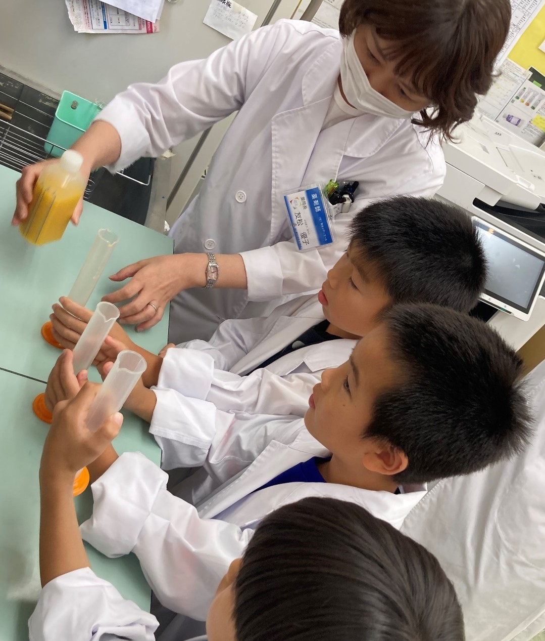 お薬を準備します。